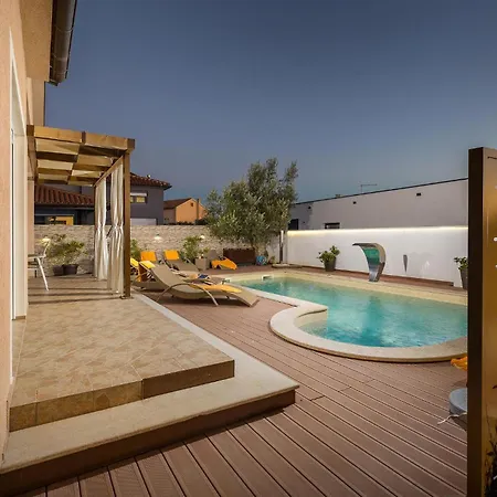 Magnolia Holiday home Pula