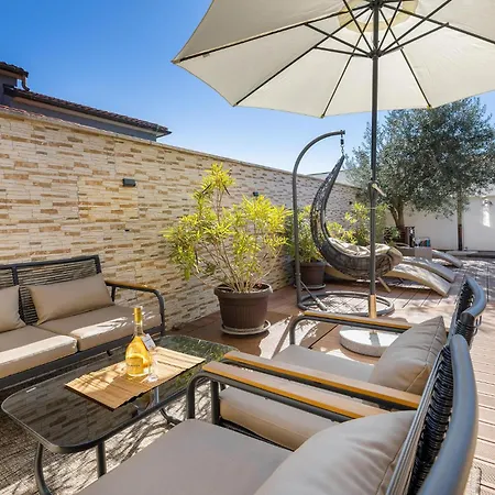 Holiday home Magnolia Pula