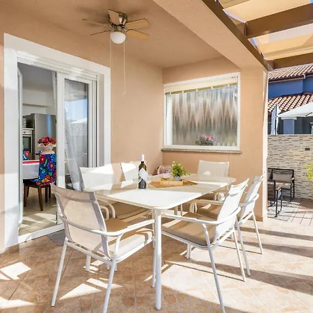 Magnolia Holiday home Pula